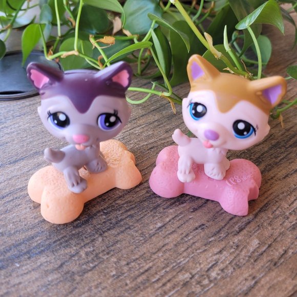 Littlest Pet Shop Mc Donald's 2010 Husky Lot LPS Collectible Replacement Figure - Picture 7 of 7